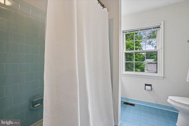 9208 FALL RIVER LN, Potomac, MD 20854