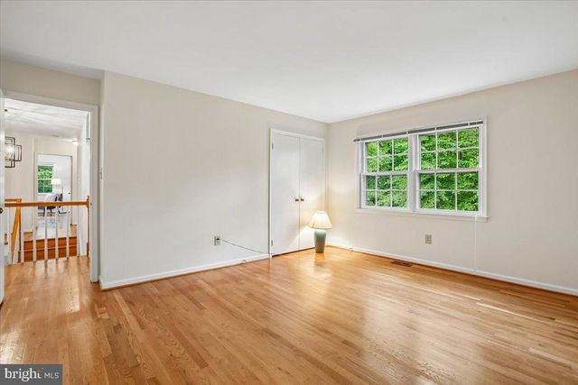 9208 FALL RIVER LN, Potomac, MD 20854