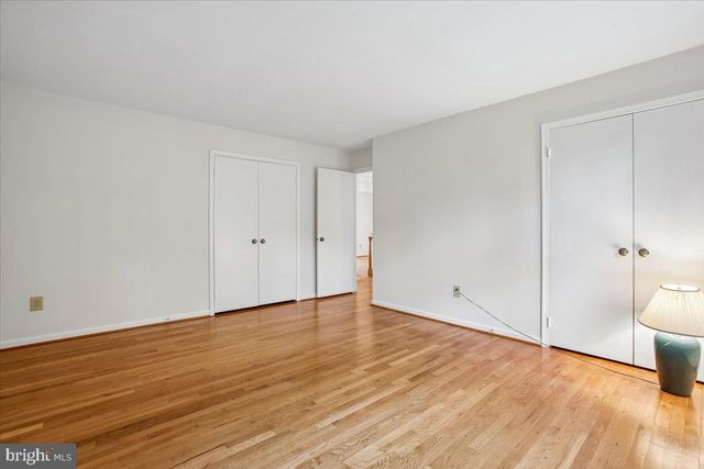9208 FALL RIVER LN, Potomac, MD 20854