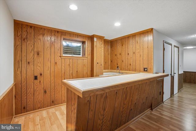 9208 FALL RIVER LN, Potomac, MD 20854