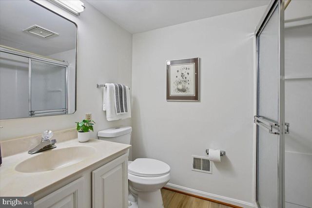 9208 FALL RIVER LN, Potomac, MD 20854