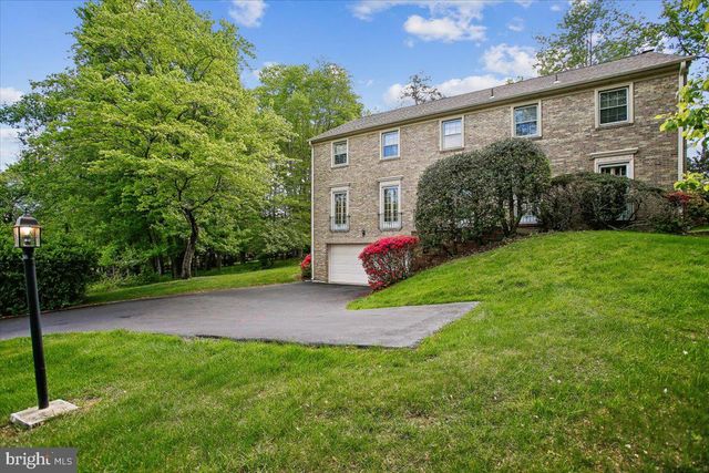 9208 FALL RIVER LN, Potomac, MD 20854