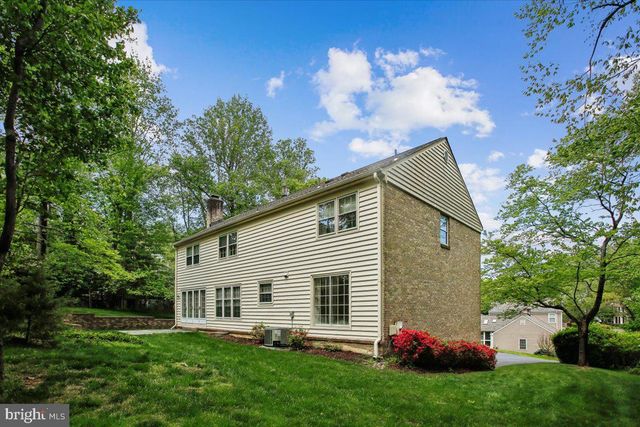 9208 FALL RIVER LN, Potomac, MD 20854