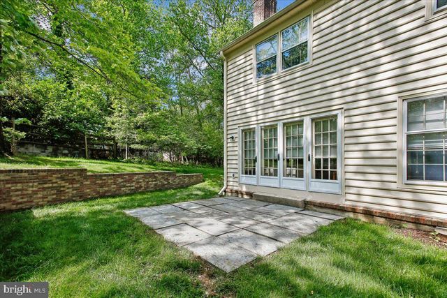 9208 FALL RIVER LN, Potomac, MD 20854