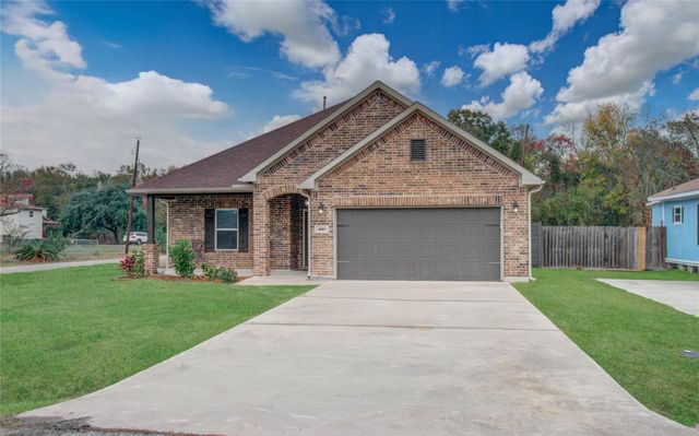 401 S Blackwell Street, La Porte, TX 77571