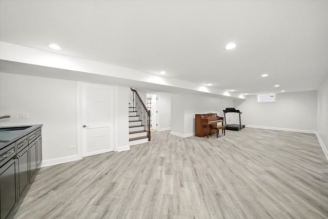 7518 Karlov Avenue, Skokie, IL 60076