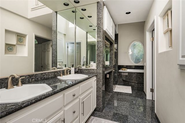 8355 La Sierra, Whittier, CA 90605