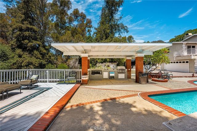 8355 La Sierra, Whittier, CA 90605
