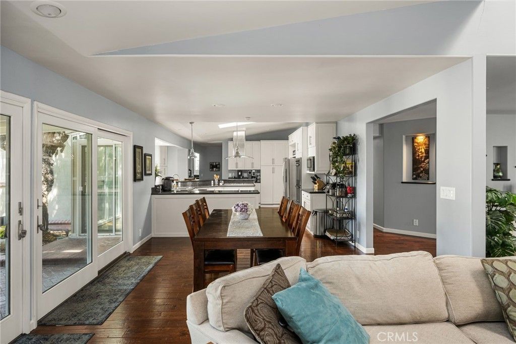 Image 16 of property listing at 8355 La Sierra, Whittier, CA 90605
