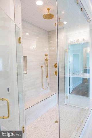 408 SE FELLINI CT, Vienna, VA 22180