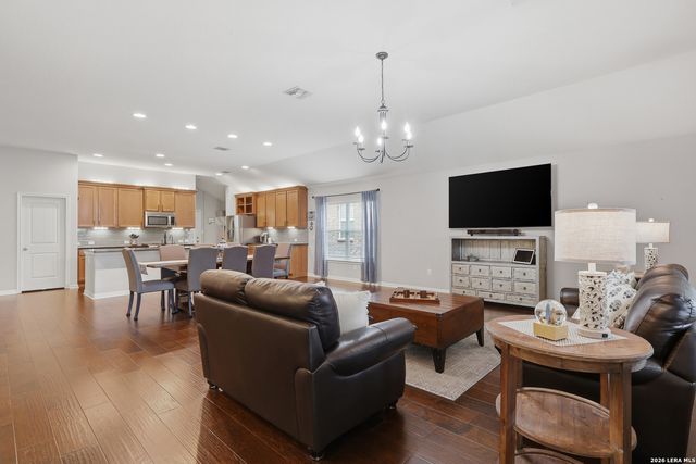 11423 Wake Robin, San Antonio, TX 78253