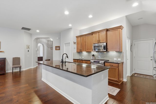 11423 Wake Robin, San Antonio, TX 78253