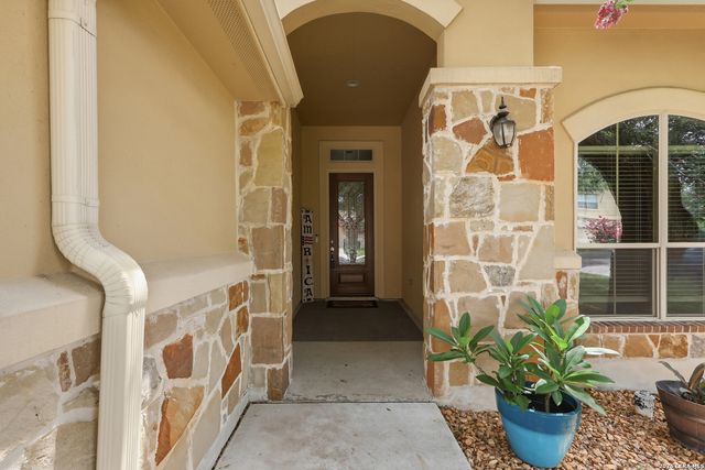 11423 Wake Robin, San Antonio, TX 78253