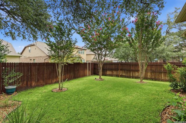 11423 Wake Robin, San Antonio, TX 78253