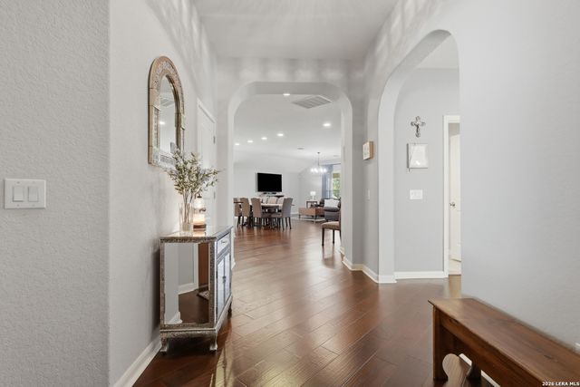 11423 Wake Robin, San Antonio, TX 78253