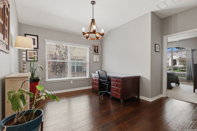 11423 Wake Robin, San Antonio, TX 78253