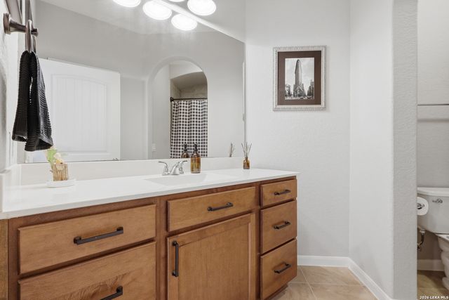 11423 Wake Robin, San Antonio, TX 78253