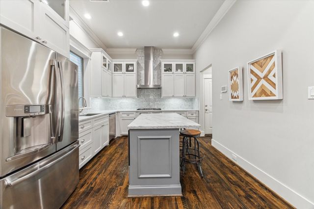 412 W 24th Street, Houston, TX 77008