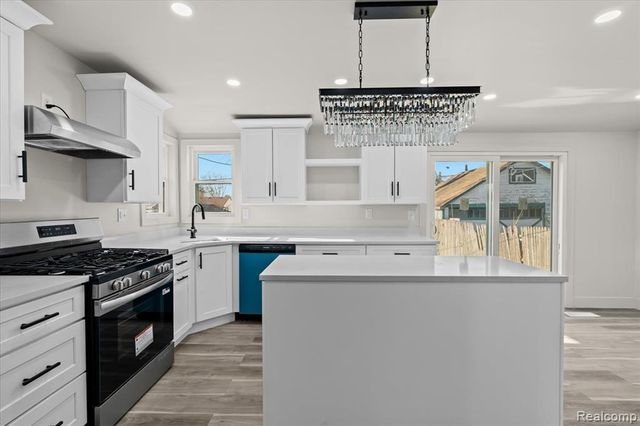 26059 Brush Street, Madison Heights, MI 48071