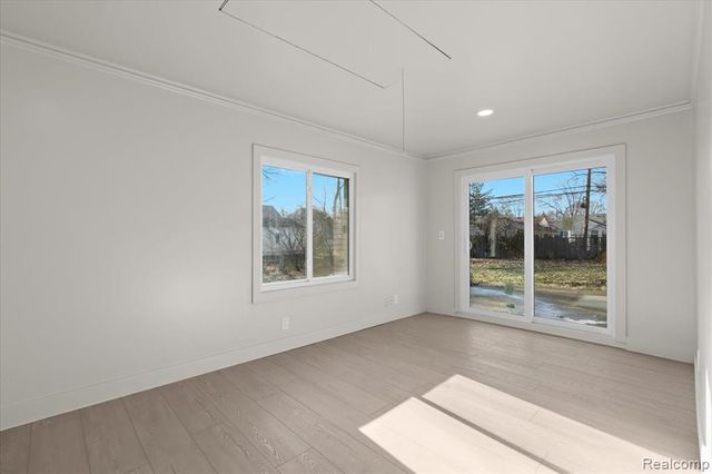 26059 Brush Street, Madison Heights, MI 48071