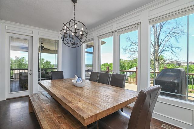 4140 N Redbud Lane, Riverside, MO 64150