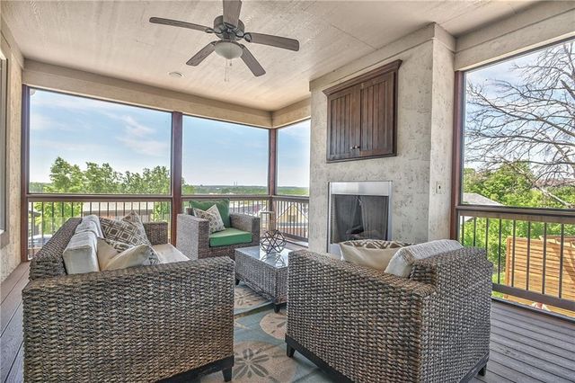 4140 N Redbud Lane, Riverside, MO 64150