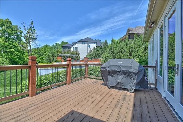 4140 N Redbud Lane, Riverside, MO 64150