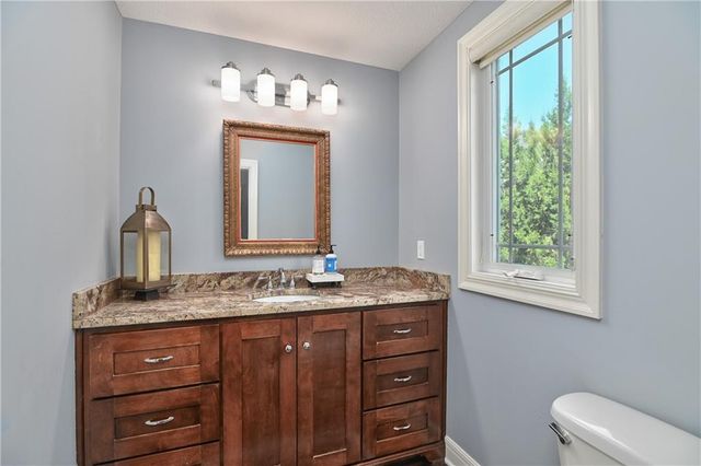 4140 N Redbud Lane, Riverside, MO 64150