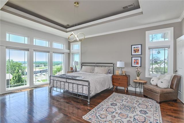 4140 N Redbud Lane, Riverside, MO 64150