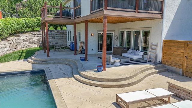 4140 N Redbud Lane, Riverside, MO 64150