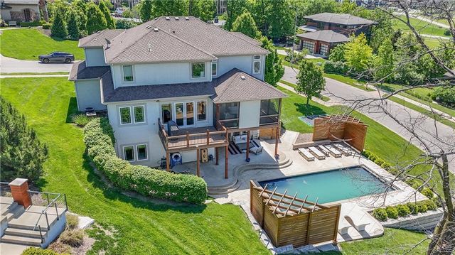 4140 N Redbud Lane, Riverside, MO 64150