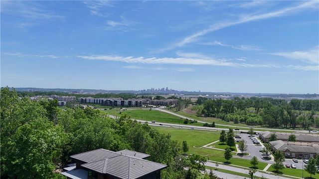 4140 N Redbud Lane, Riverside, MO 64150