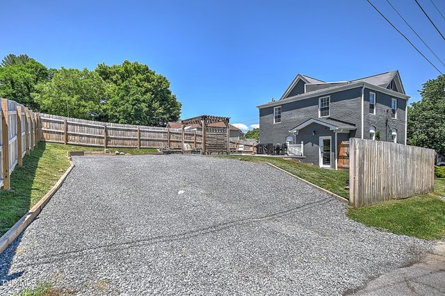 1200 Windsor Avenue, Bristol, TN 37620