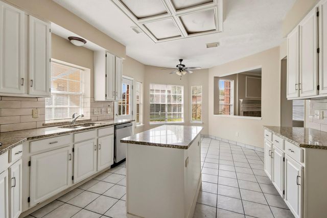 4251 Meadowchase Lane, Houston, TX 77014