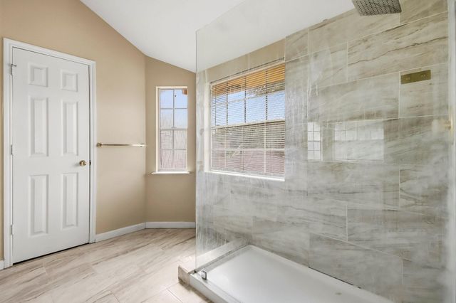 4251 Meadowchase Lane, Houston, TX 77014