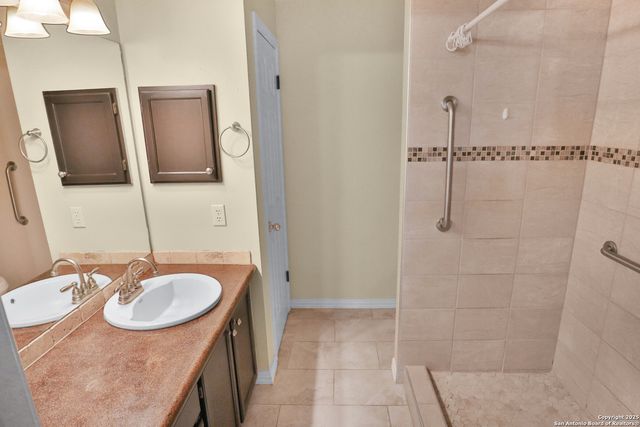 5851 Spring Crossing, San Antonio, TX 78247