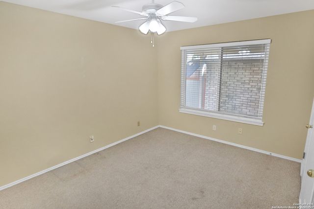 5851 Spring Crossing, San Antonio, TX 78247