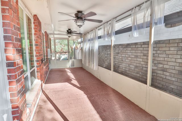 5851 Spring Crossing, San Antonio, TX 78247