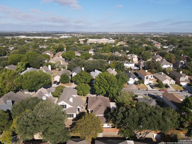 5851 Spring Crossing, San Antonio, TX 78247