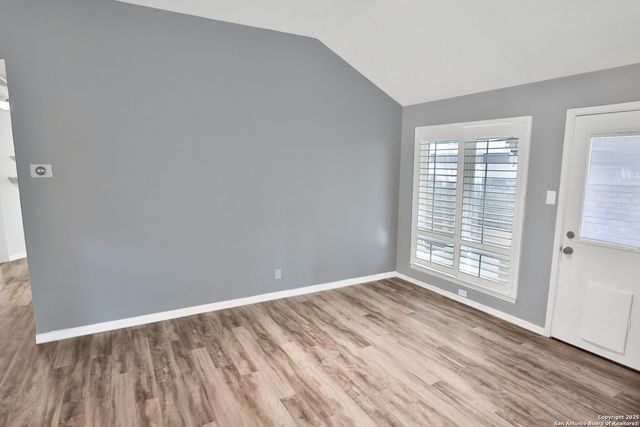 5851 Spring Crossing, San Antonio, TX 78247