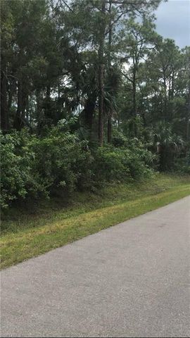 2780 66th AVE NE, Naples, FL 34120