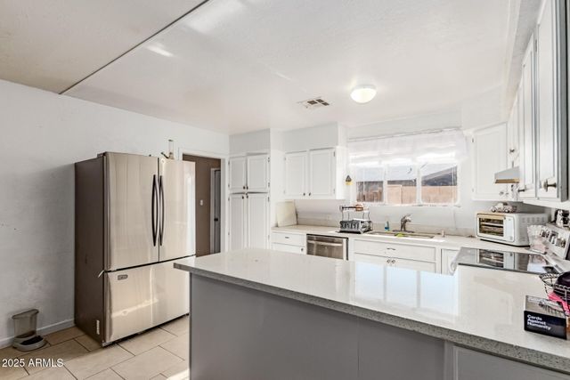 2938 N 50TH Drive, Phoenix, AZ 85031