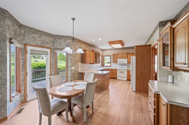 4920 Claremont Court, Pleasant Hill, IA 50327