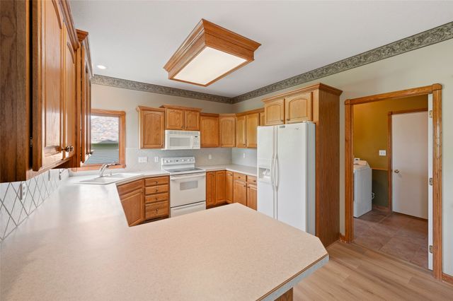 4920 Claremont Court, Pleasant Hill, IA 50327