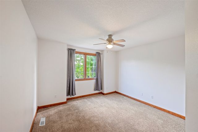 4920 Claremont Court, Pleasant Hill, IA 50327