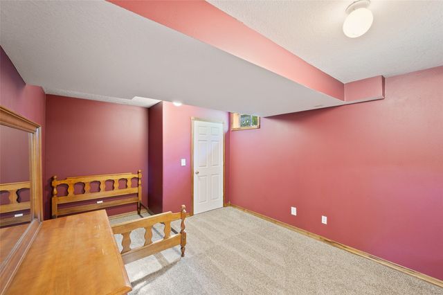 4920 Claremont Court, Pleasant Hill, IA 50327