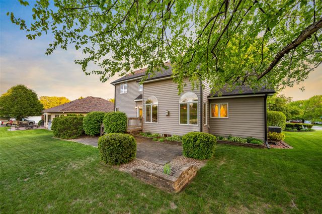 4920 Claremont Court, Pleasant Hill, IA 50327