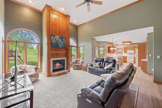 4920 Claremont Court, Pleasant Hill, IA 50327