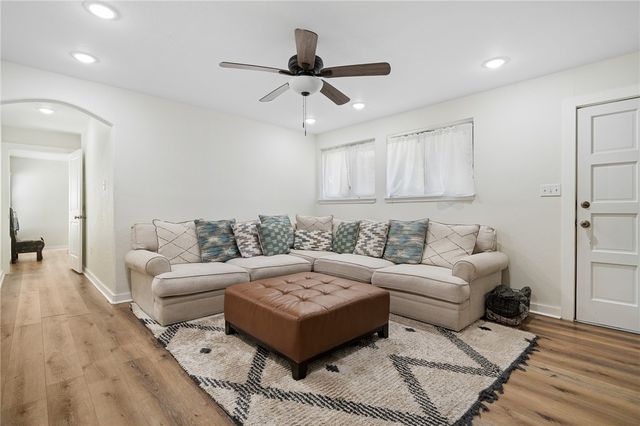 513 Moore, Portland, TX 78374