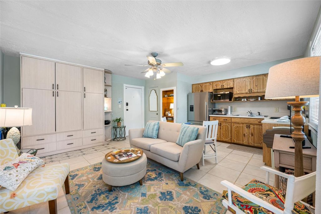 Image 15 of property listing at 6700 SUNSET WAY 406, St Pete Beach, FL 33706